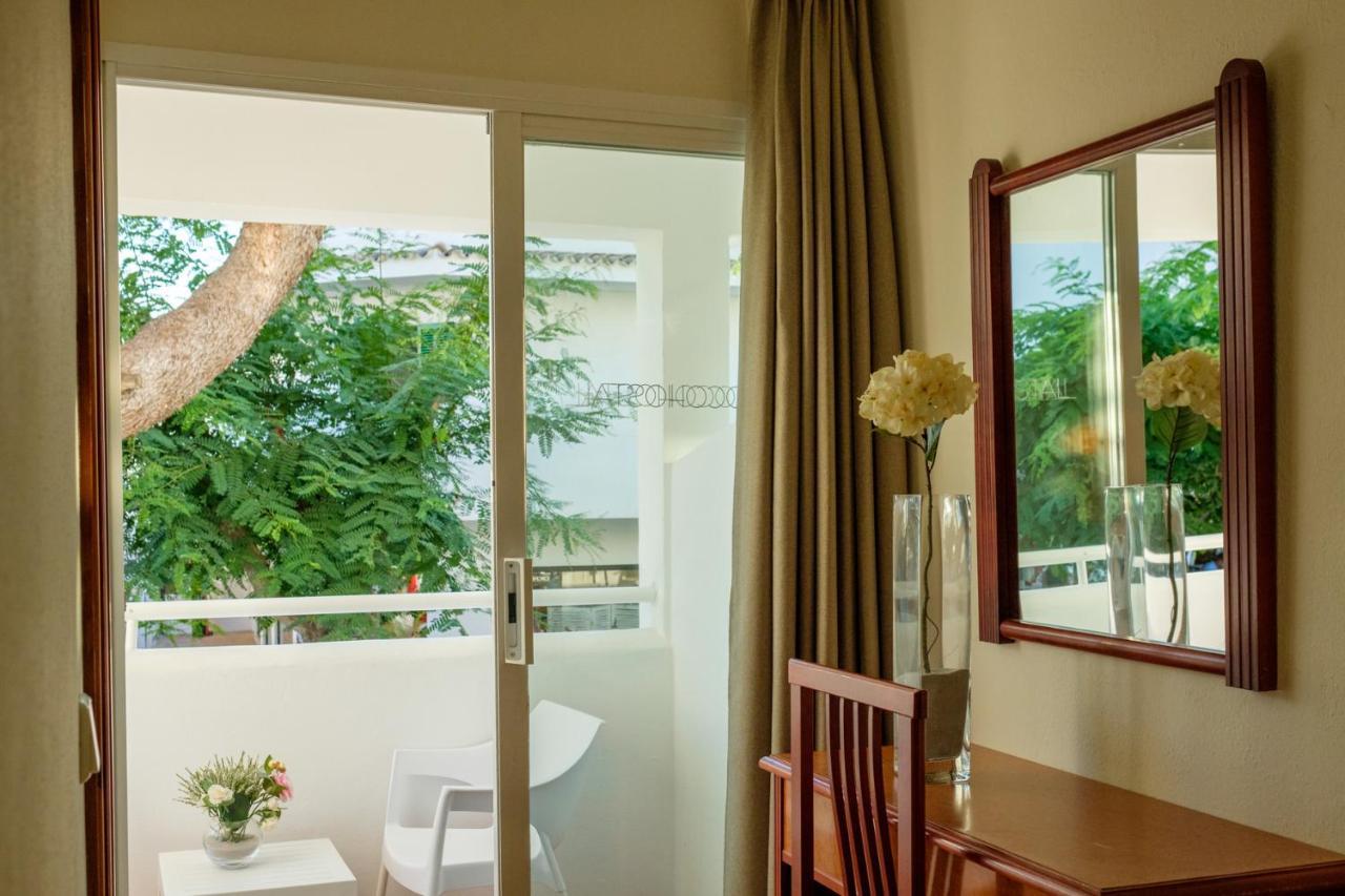 Iroco Hostal Cala D´Or Kültér fotó