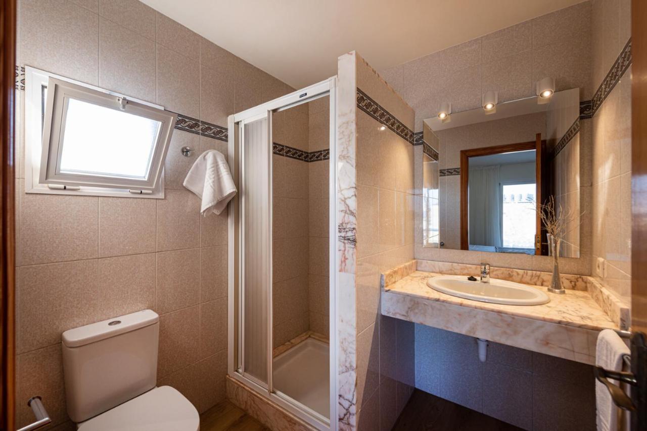 Iroco Hostal Cala D´Or Kültér fotó
