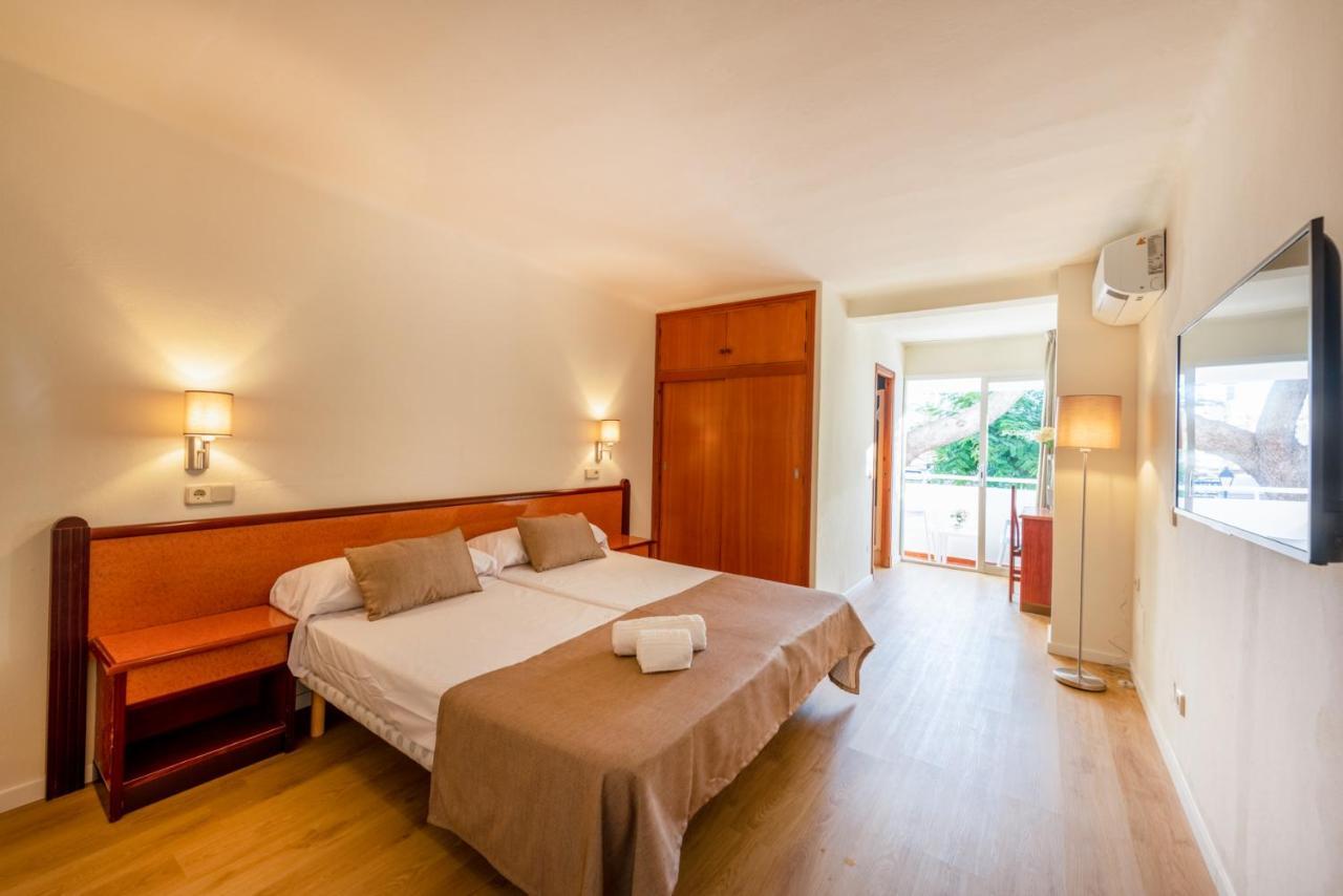 Iroco Hostal Cala D´Or Kültér fotó